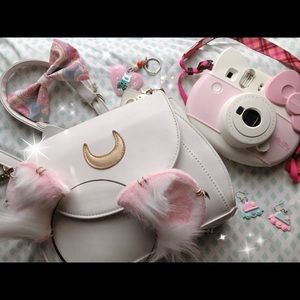 HELLO KITTY POLAROID FUJIFILM INSTAX CAMERA